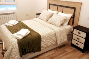 Adoracte 4 Mieres Apartamentos